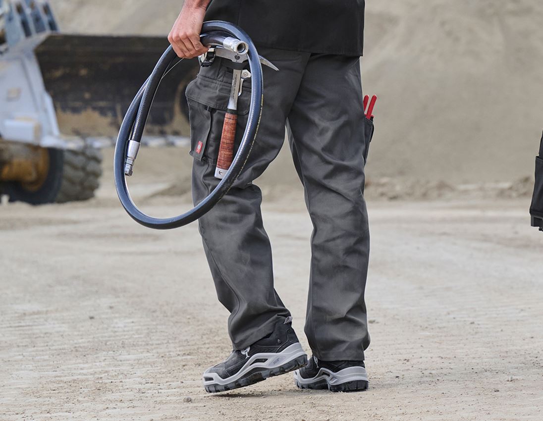 Arbeitshosen: Cargohose + anthrazit 2
