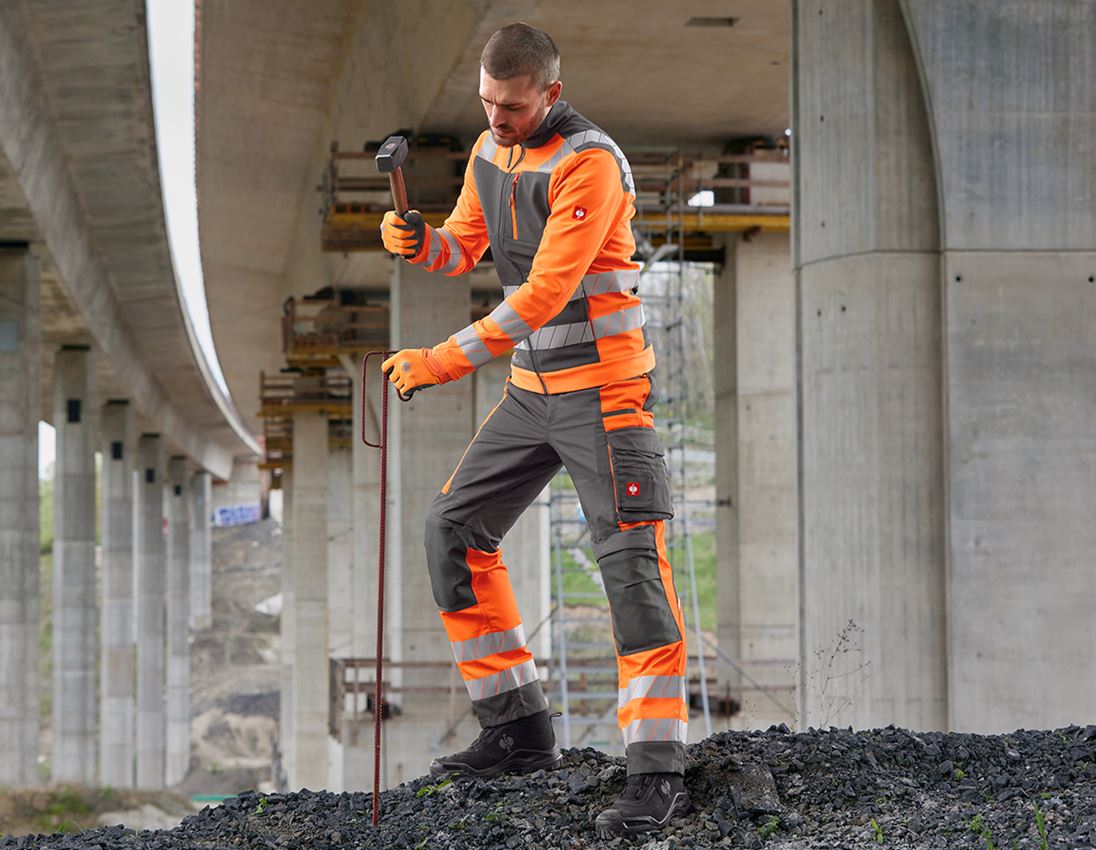 Road construction workers: High-vis softshell jacket e.s.motion 24/7 + anthracite/high-vis orange 5