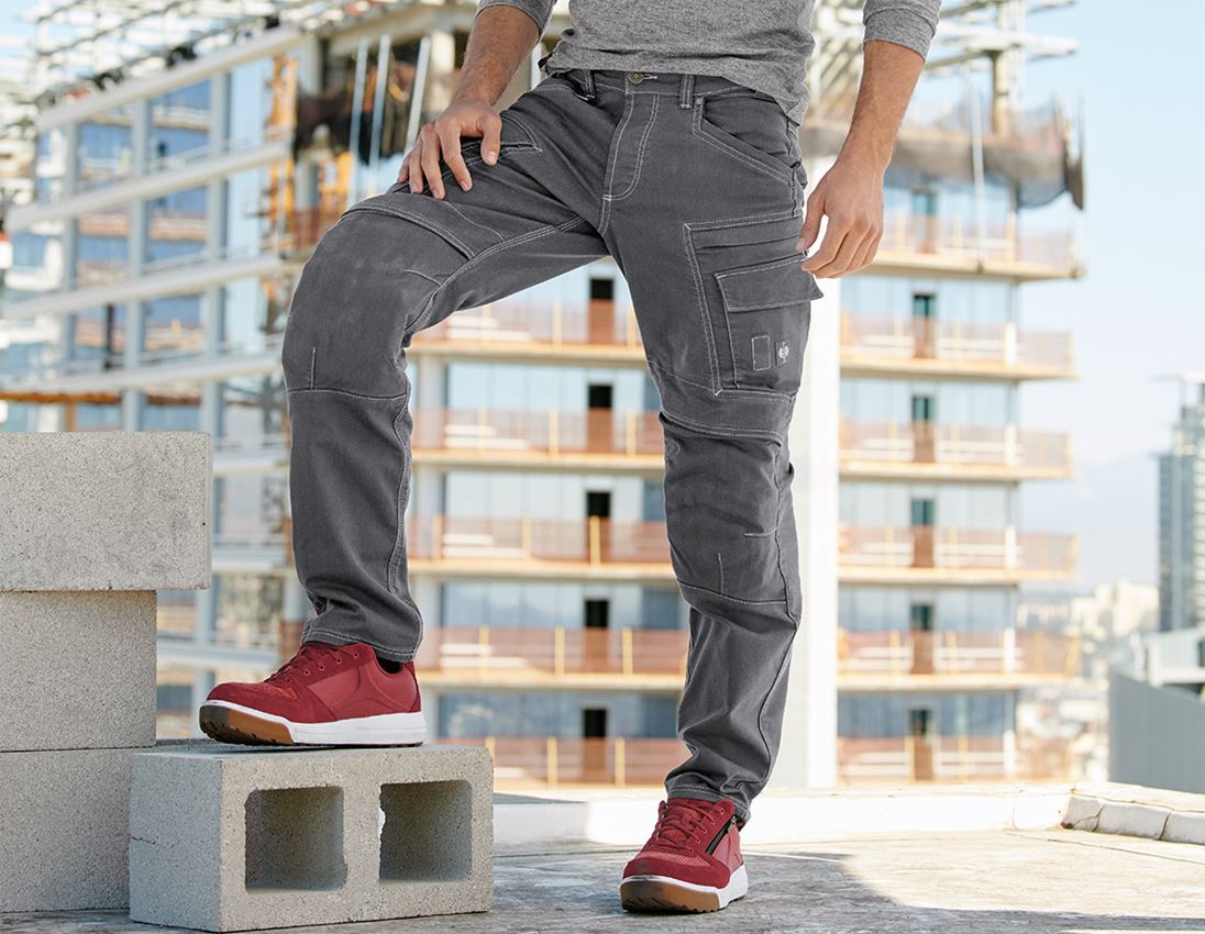 Work Trousers: Worker cargo trousers e.s.vintage + pewter
