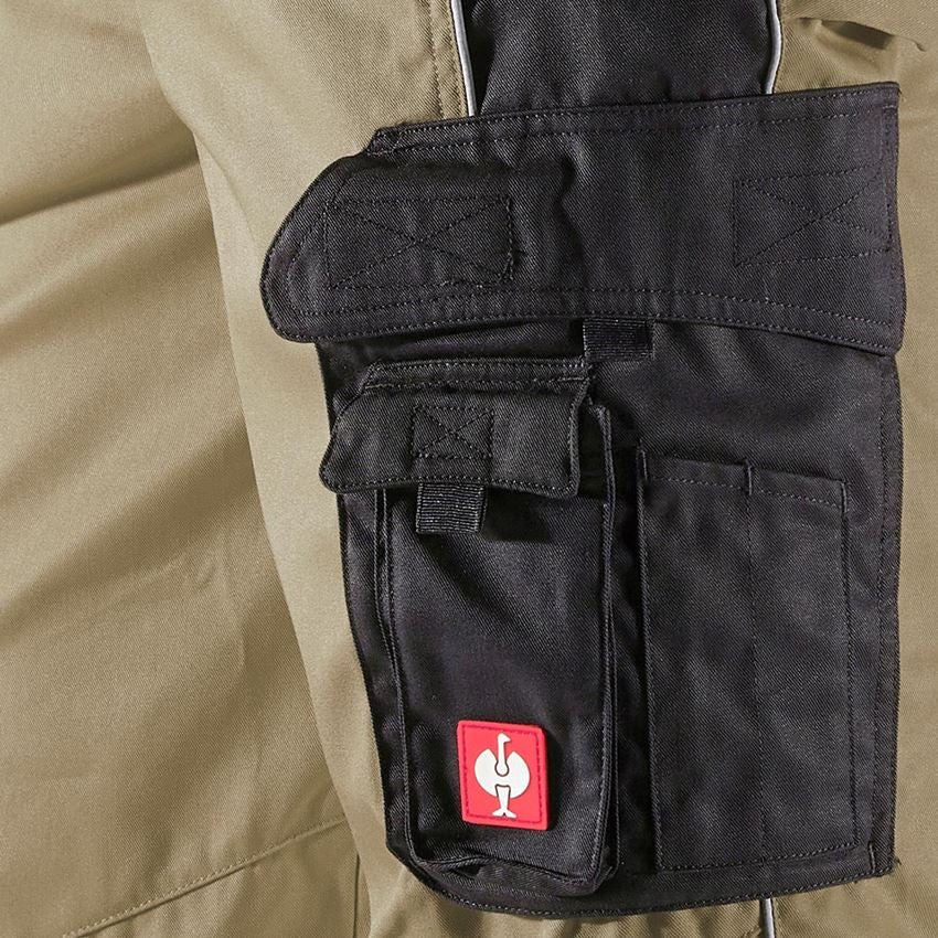 Topics: 3/4 length trousers e.s.active + khaki/black 2