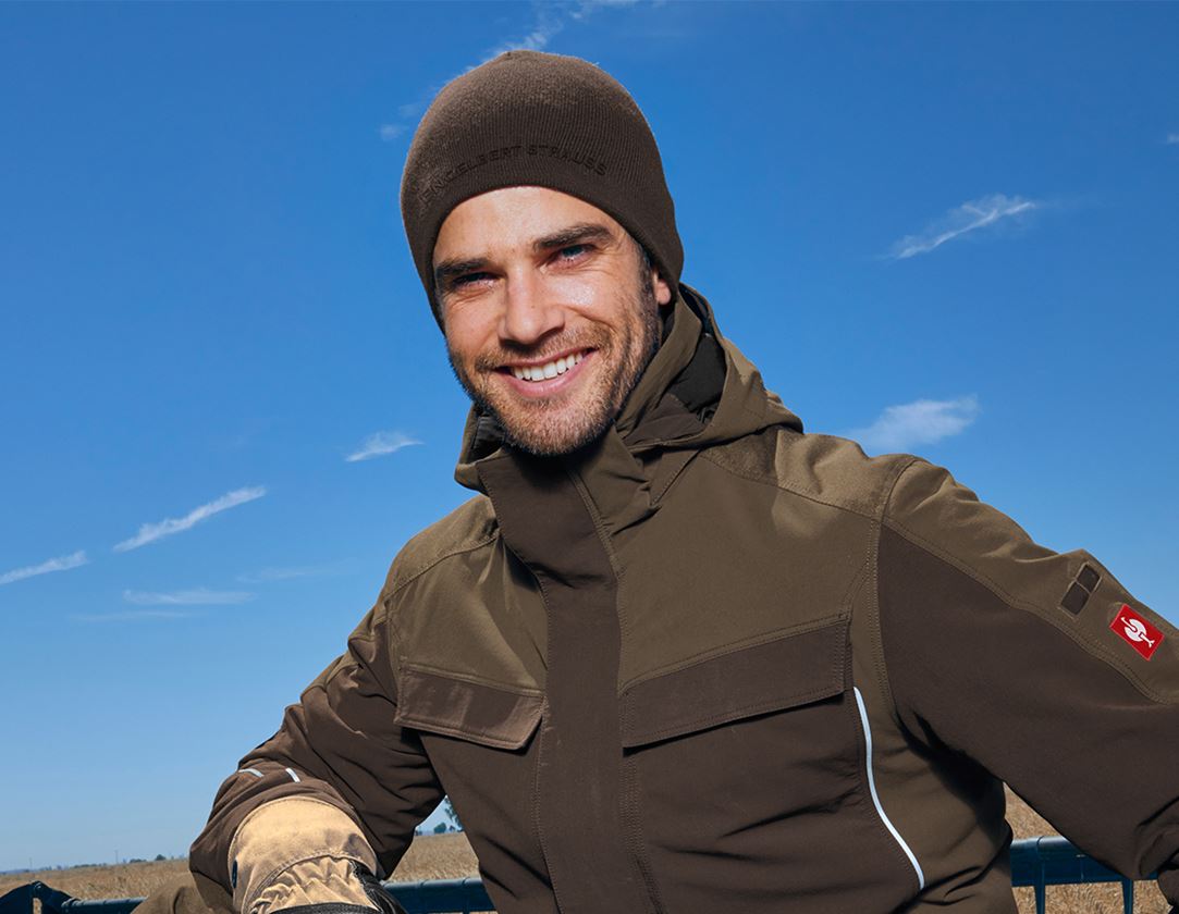Accessories: Fine knit hat e.s.dynashield + chestnut