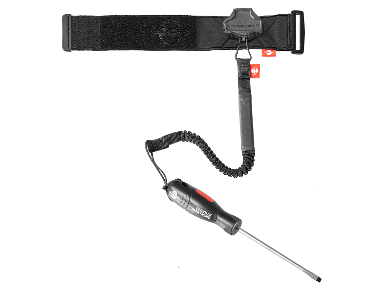 Changing various tools on the magnetic wristband