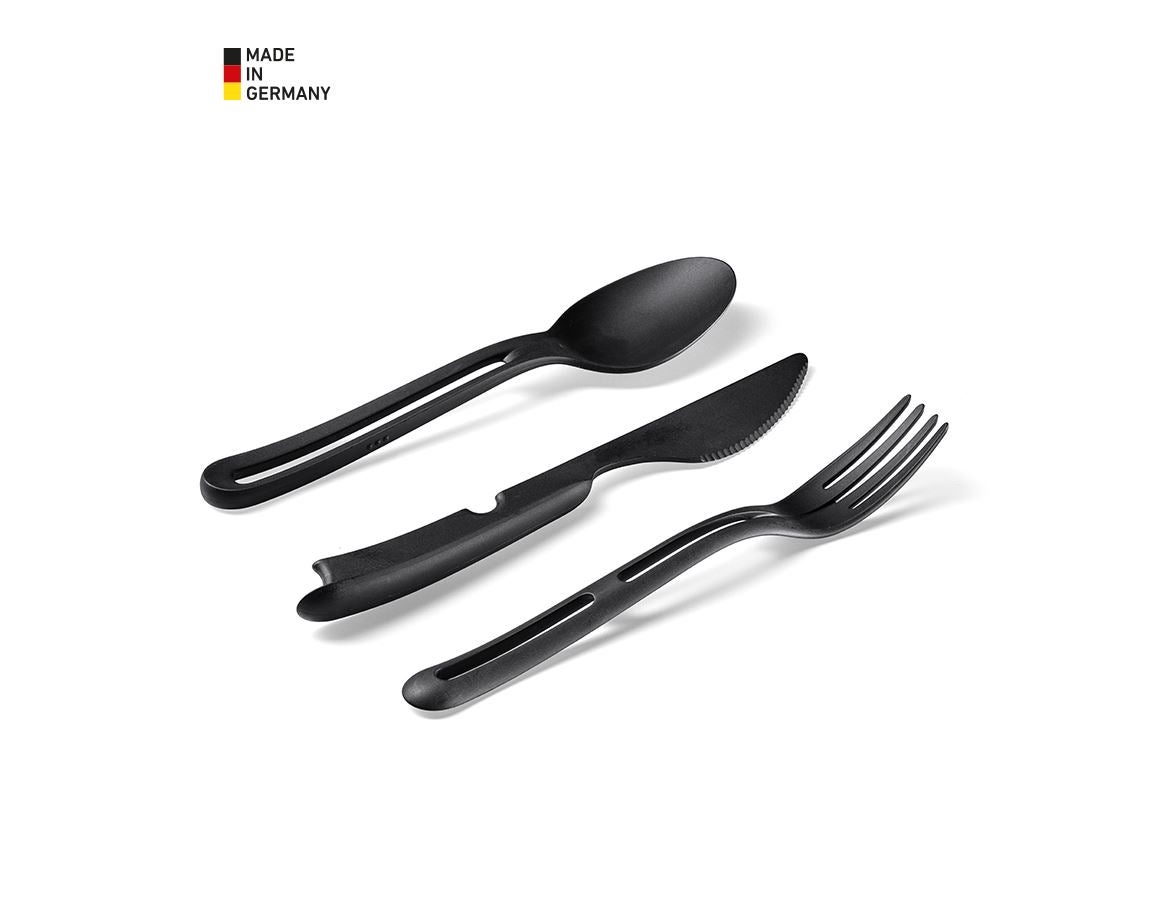 Accessories: e.s. Cutlery set