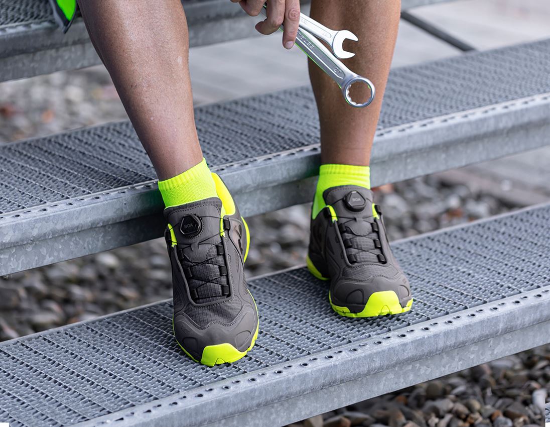 O2: O2 Chaussures de travail e.s. Minkar II + anthracite/jaune fluo 2