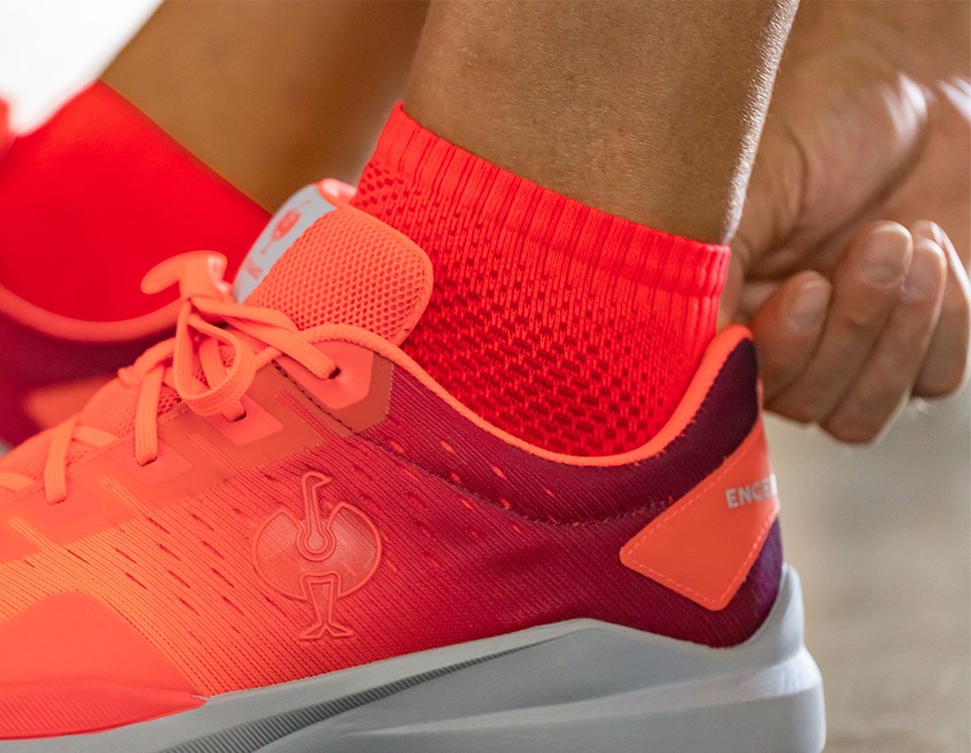 Accessories: e.s. All-season socks function light/low + high-vis red/black