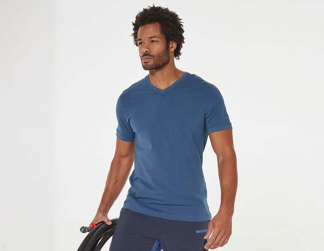 Topics: e.s. T-shirt cotton stretch V-Neck + cobalt