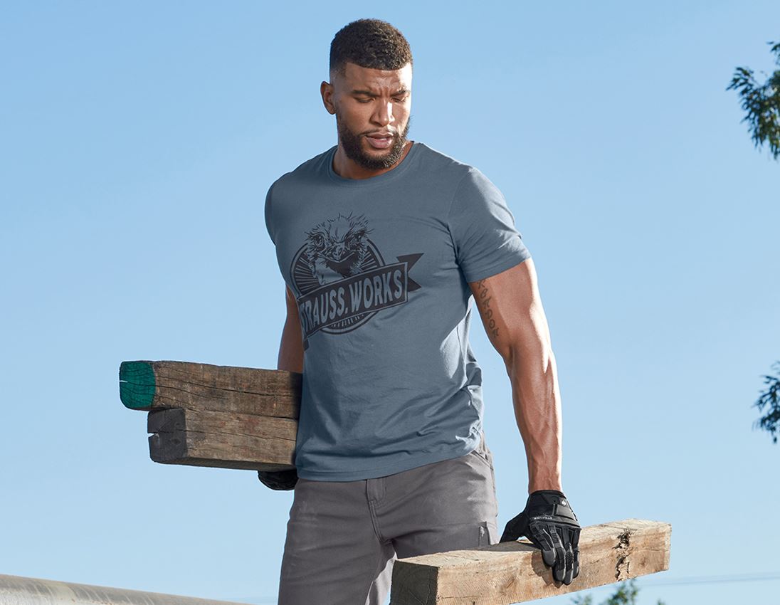 Petits cadeaux: T-shirt e.s.iconic works + bleu oxyde