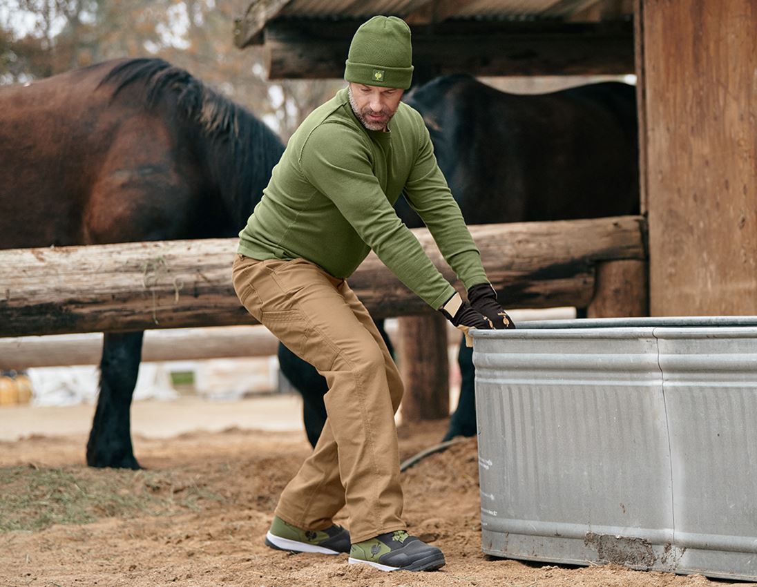 Hauts: Pullover à col rond e.s.iconic + vert montagne 2