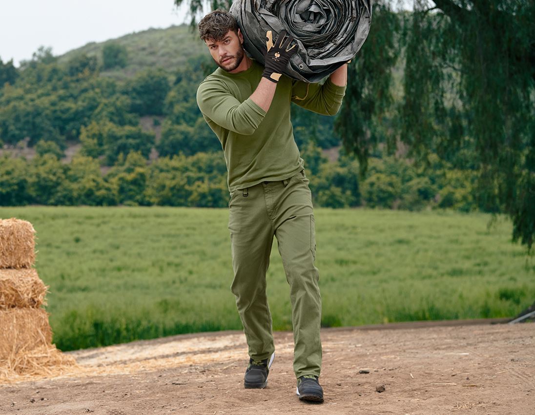 Hauts: Pullover à col rond e.s.iconic + vert montagne 4