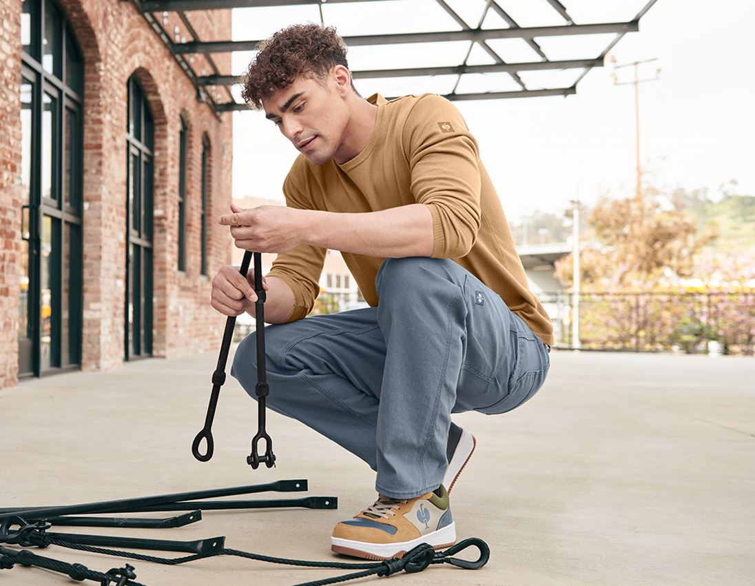 Hauts: Pullover à col rond e.s.iconic + brun amande 5