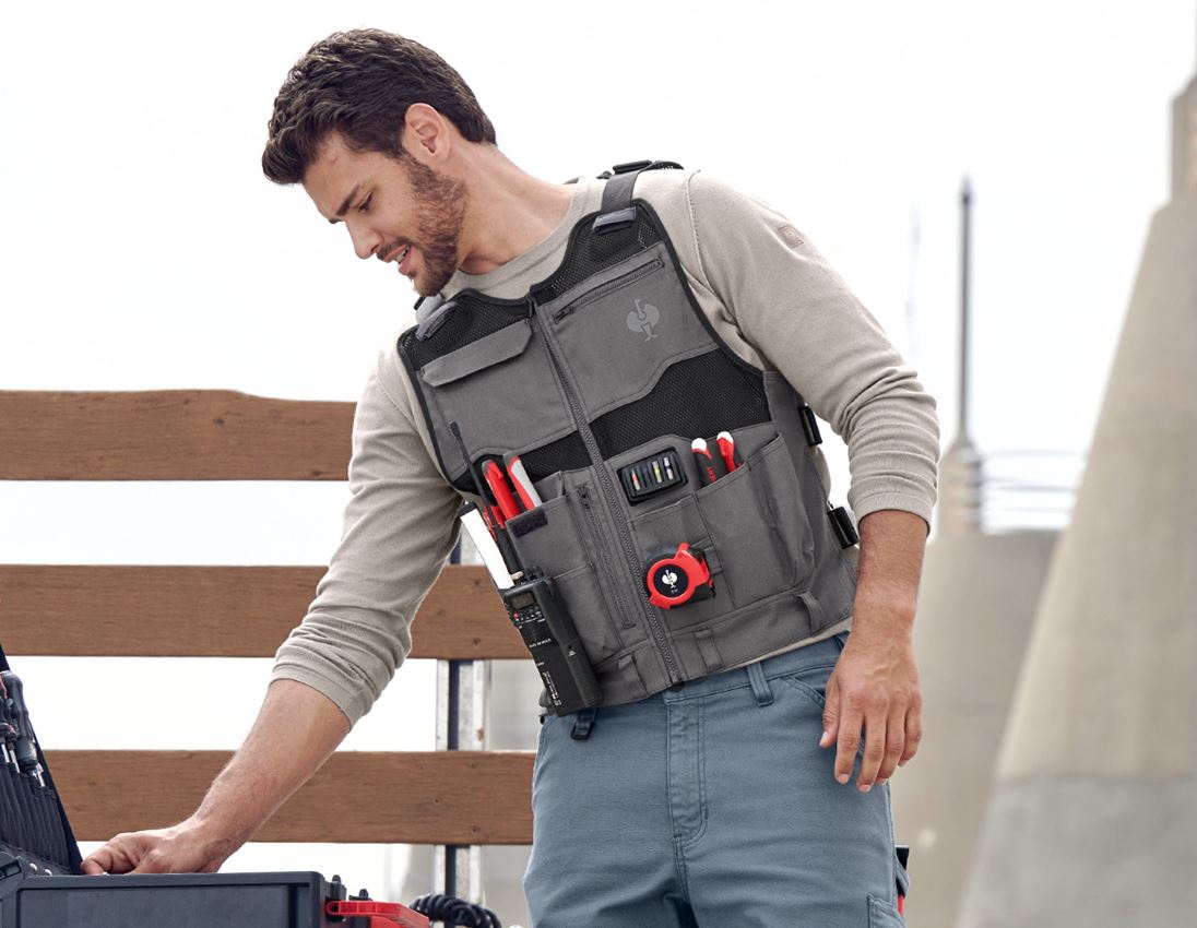 Topics: Tool vest e.s.iconic + carbongrey/black 3