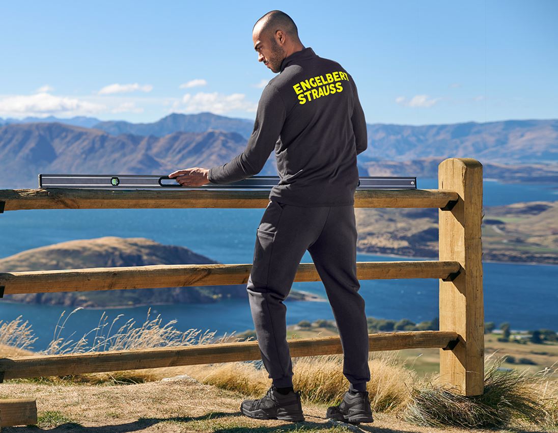 Accessories: Sweat pants e.s.trail + black 1
