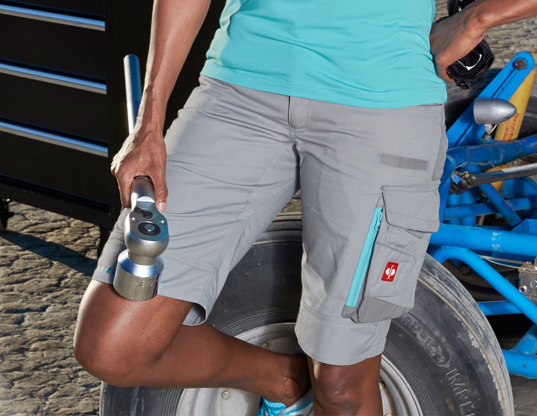 Pantalons de travail: Short e.s.motion 2020, femmes + platine/bleu capri 1