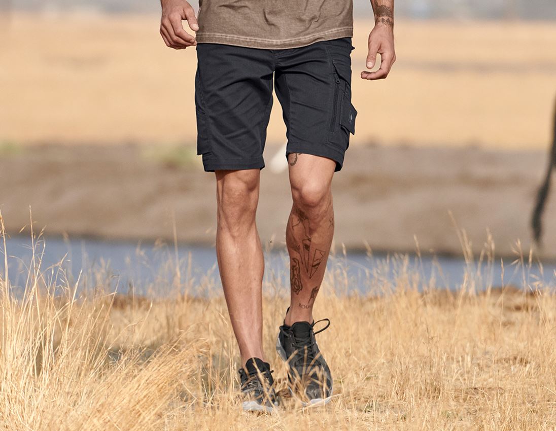 Work Trousers: Shorts e.s.motion ten + oxidblack