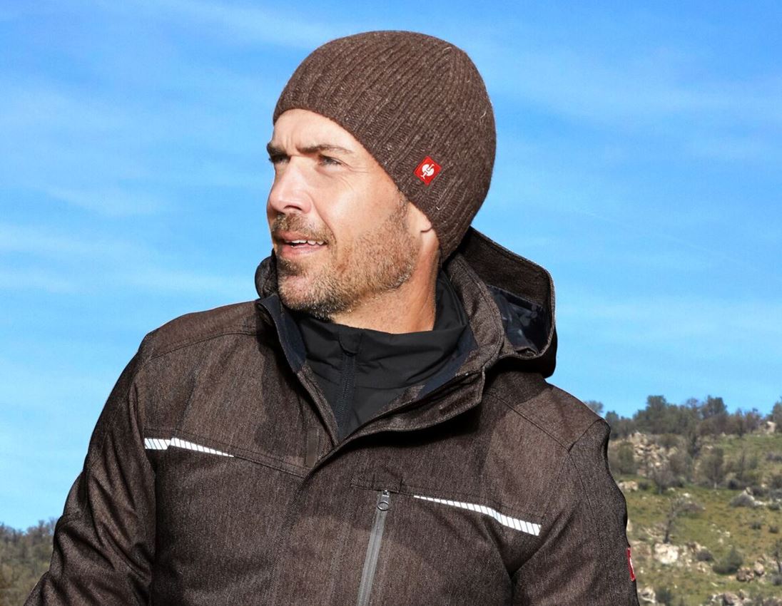Accessoires d’hiver: e.s. Bonnet tricoté chaud + écorce