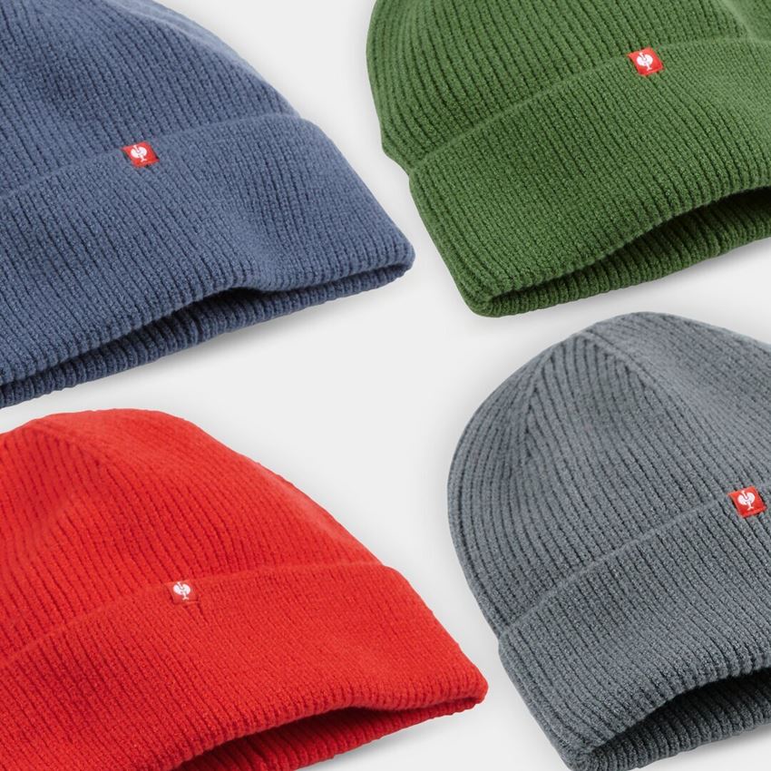 Accessories: e.s. Knitted hat + nordicgrey 2