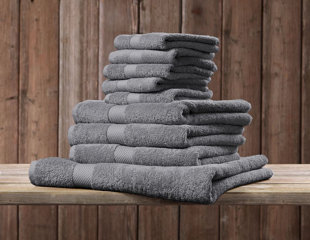 Accessories: Terry cloth shower towel Premium + anthracite