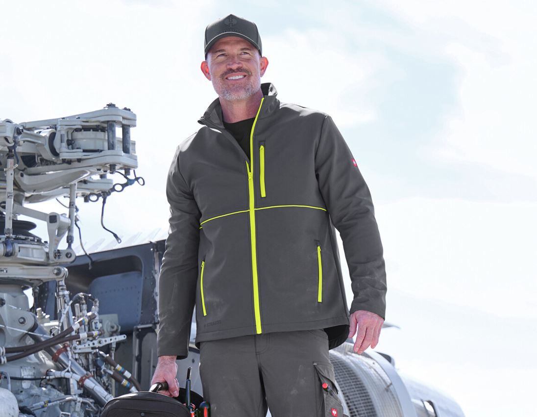 Dzsekik: Softshell dzseki e.s.line.core + szénszürke/láthatósági sárga