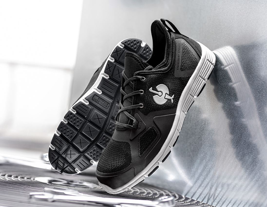 Fachlageristen: S1 Sicherheitshalbschuhe e.s. Manda low + schwarz/silber