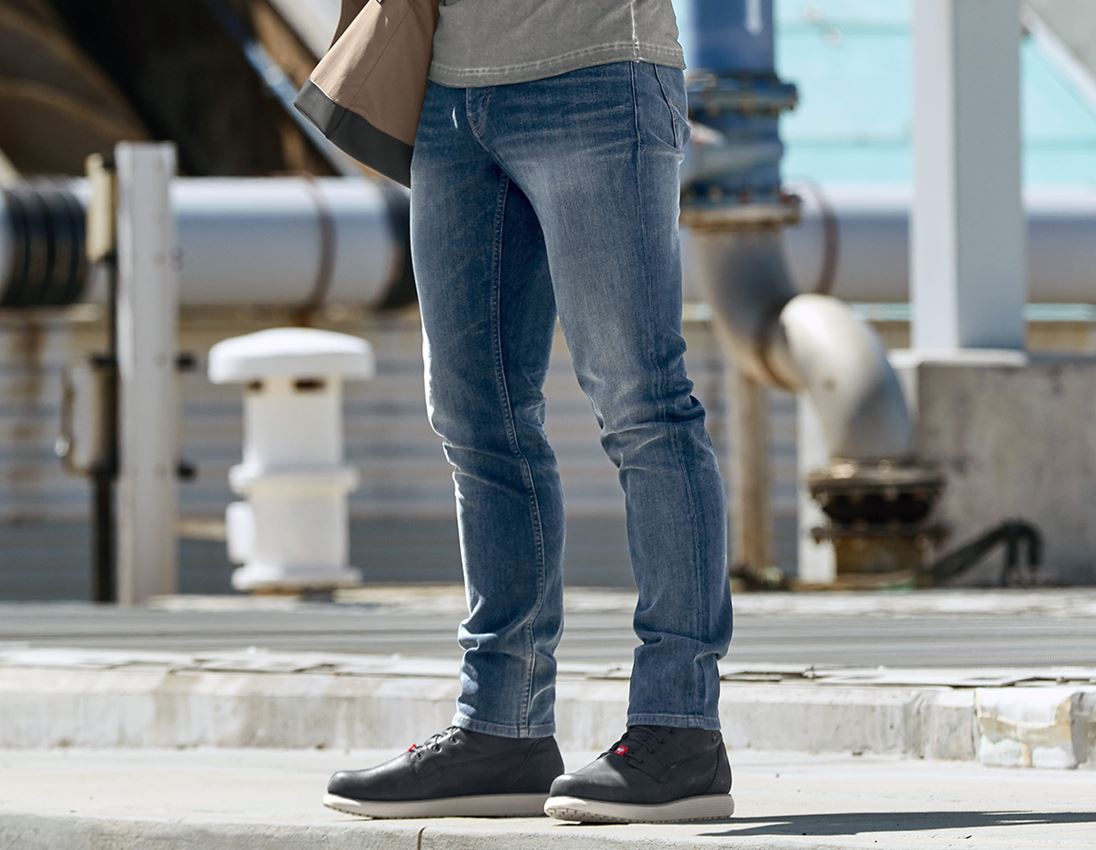 Themen: e.s. 5-Pocket-Stretch-Jeans, straight + mediumwashed 5