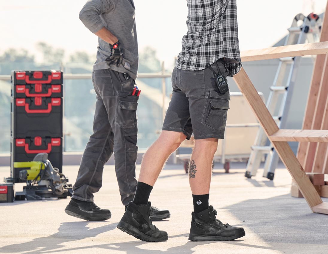 Hosen: Cargo-Short e.s.vintage + zinn 1