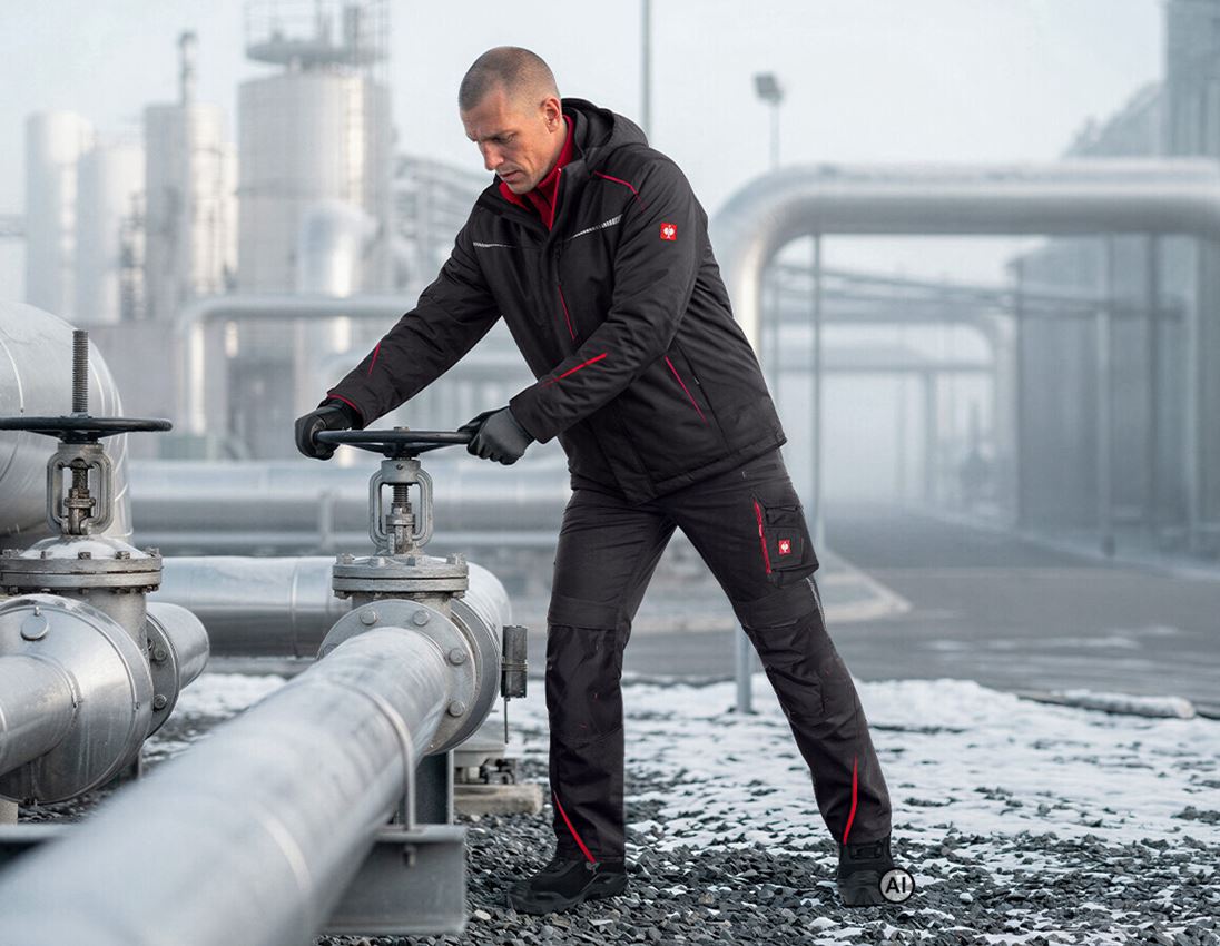 KI-generiert / modifiziert - Arbeitshosen: Bundhose e.s.motion 2020 Winter, Herren + graphit/feuerrot 1