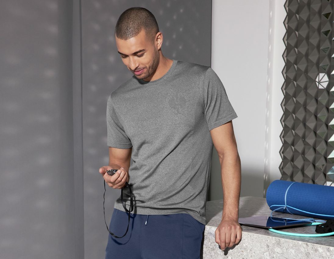 Shirts & Co.: T-Shirt seamless e.s.trail + basaltgrau melange