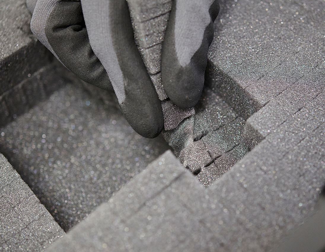 STRAUSSbox System: Rasterschaum STRAUSSbox 145 midi 2