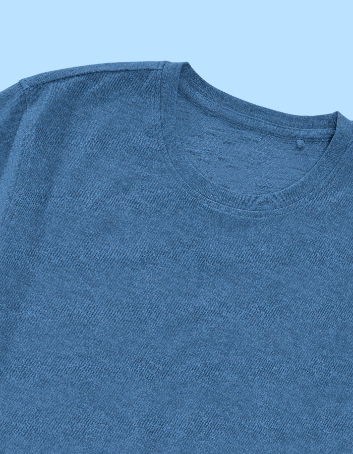 e.s.vintage t-shirt blu, su cui stampare diversi motivi: Il papà più forte, Dad. Hero. Farmer. Legend. e Daddy Cool
