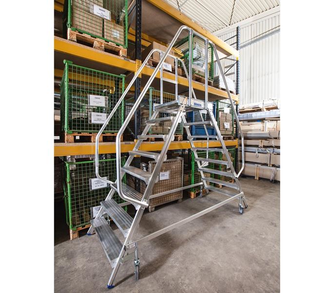 Hoofdaanzicht, Bedrijfsuitrusting, KRAUSE leuning voor platformladder