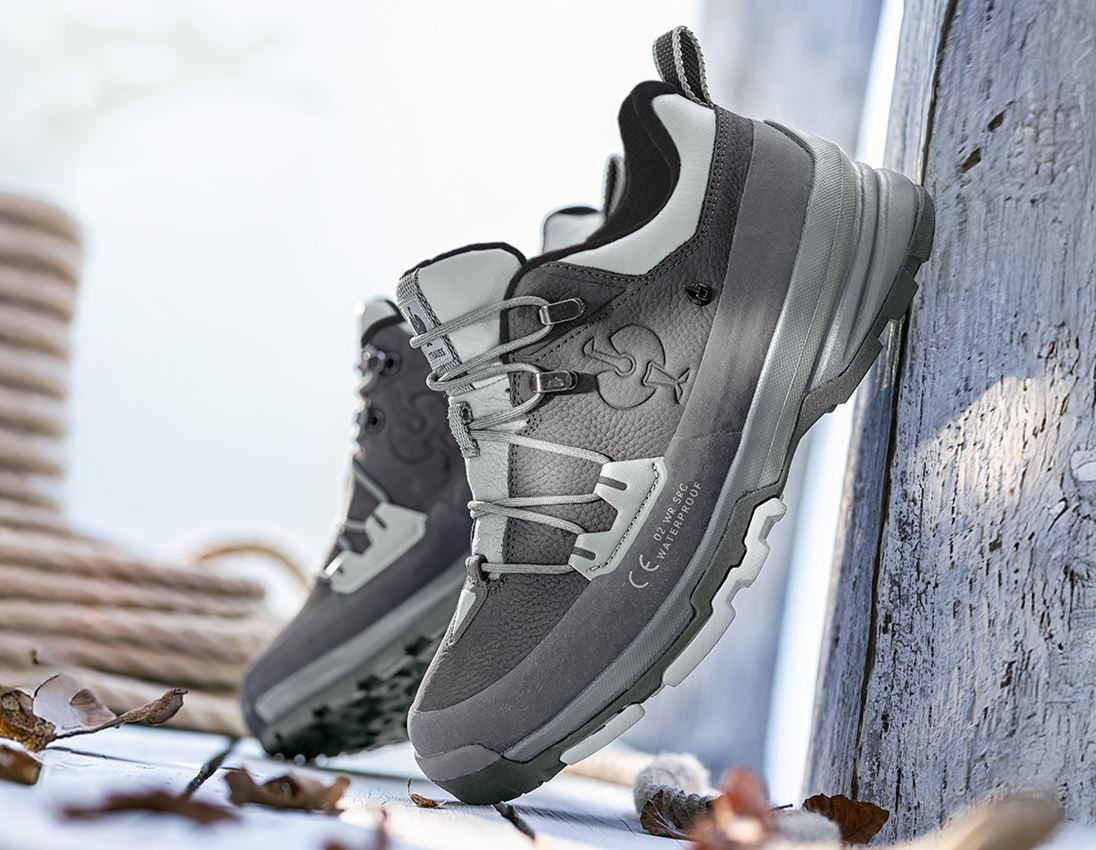 O2: O2 Werkschoenen e.s. Ruma low + antraciet