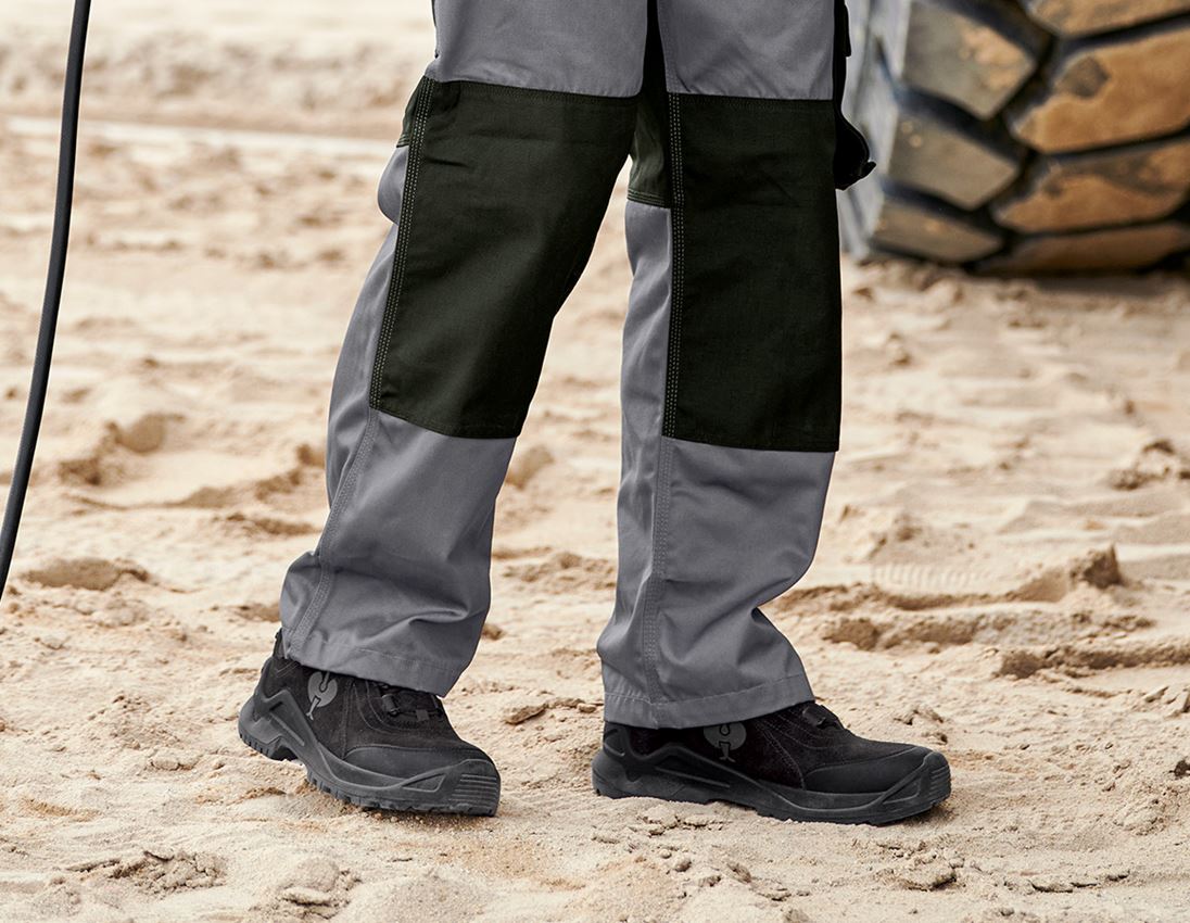 O2: O2 Werkschoenen e.s. Apate II low + zwart 1