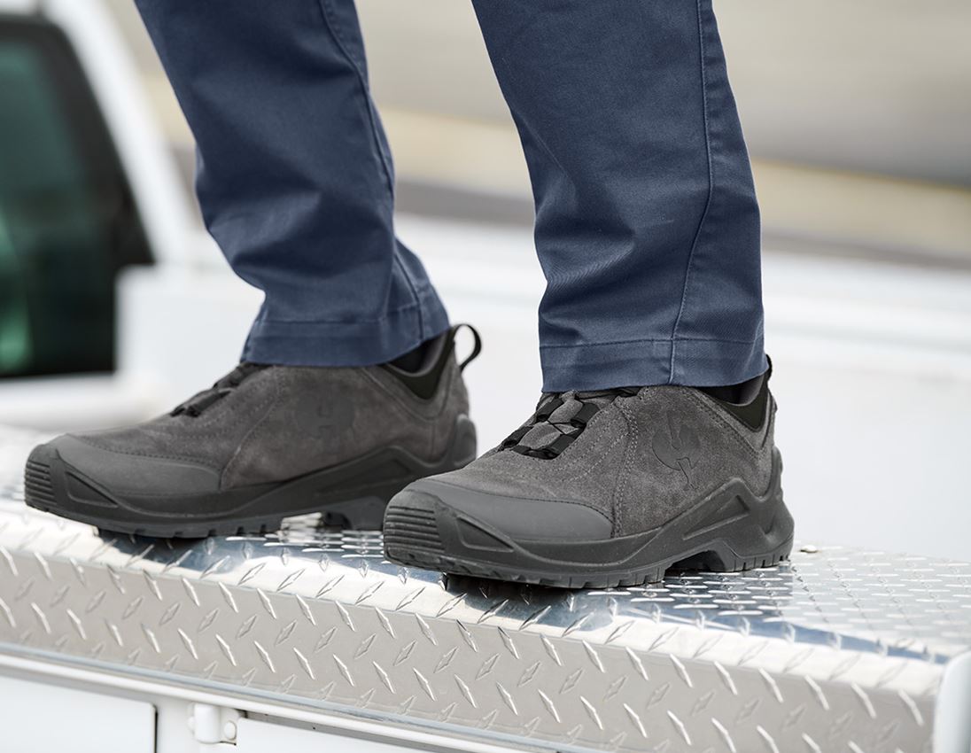 O2: O2 Werkschoenen e.s. Apate II low + antraciet/zwart 1