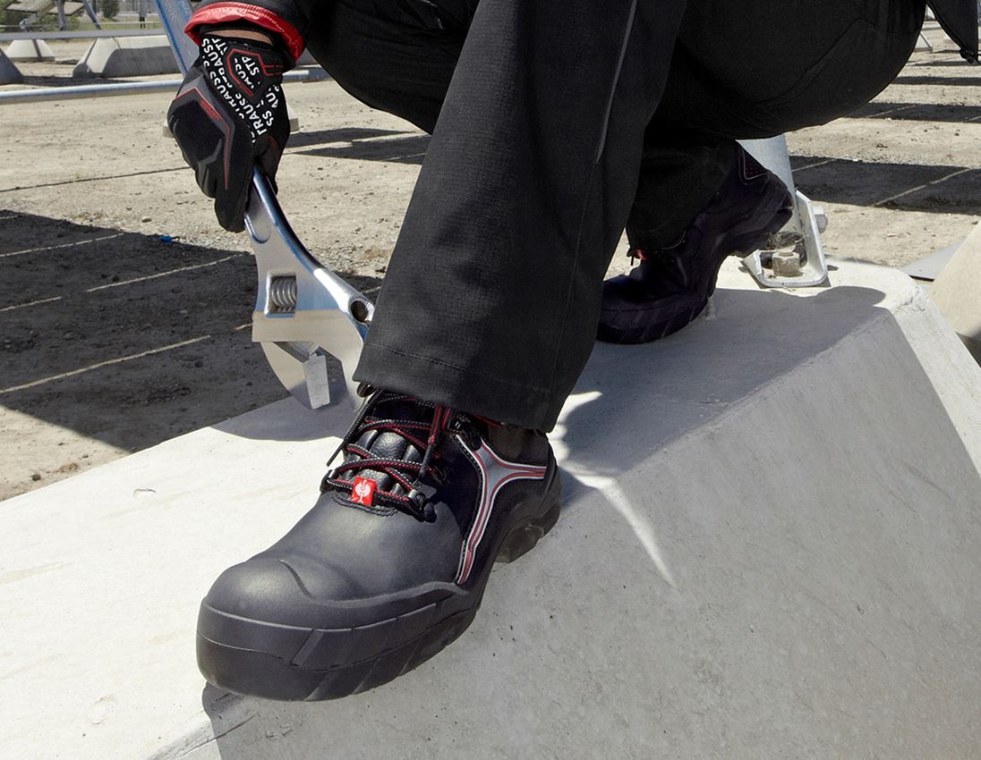 S3: e.s. S3 Veiligheidsschoenen Avior + zwart/rood 1