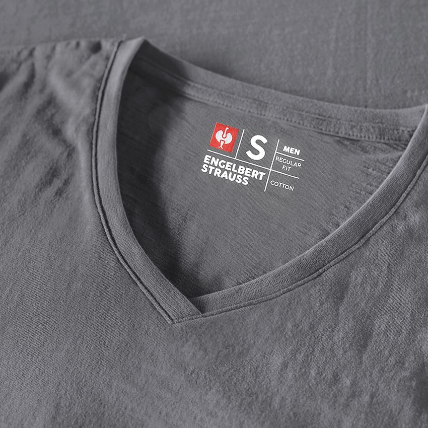 Bovenkleding: e.s. T-Shirt cotton slub V-Neck + cement 2