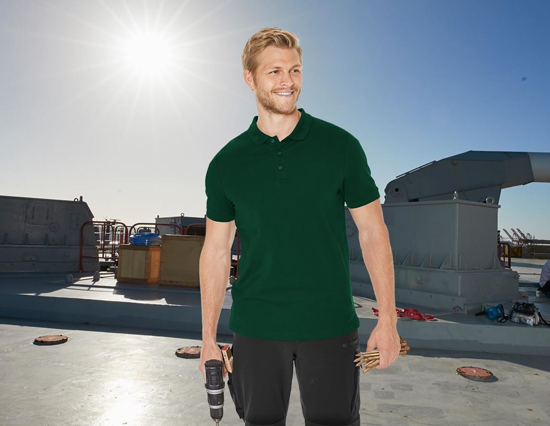 Bovenkleding: e.s. Pique-Polo cotton stretch, slim fit + groen