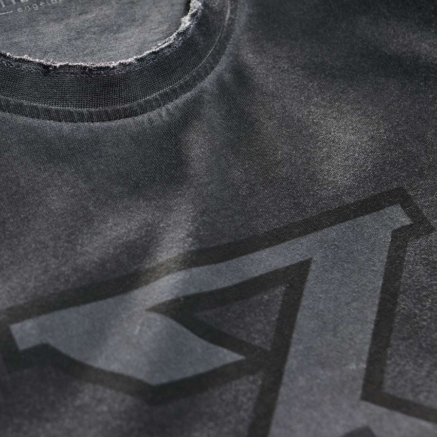 Onderwerpen: T-Shirt e.s.motion ten + oxidezwart vintage 2