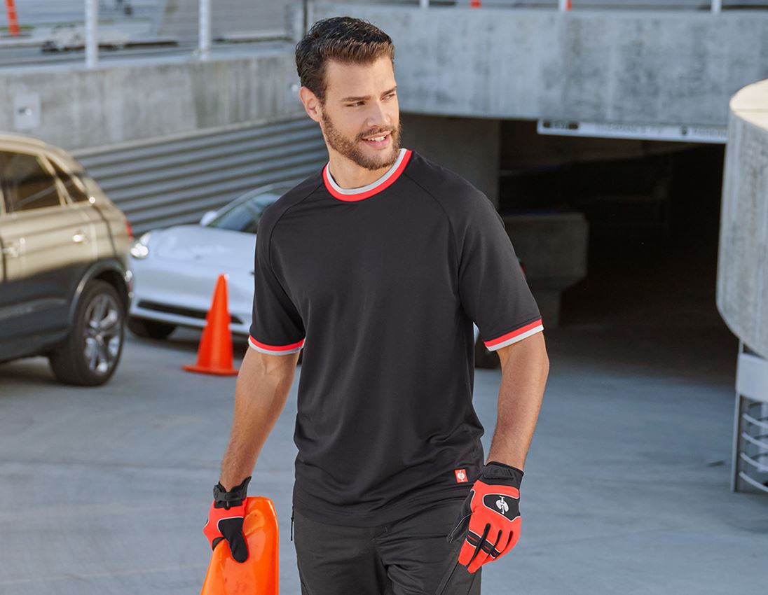 Bovenkleding: Functionele-T-shirt e.s.ambition + zwart/signaalrood