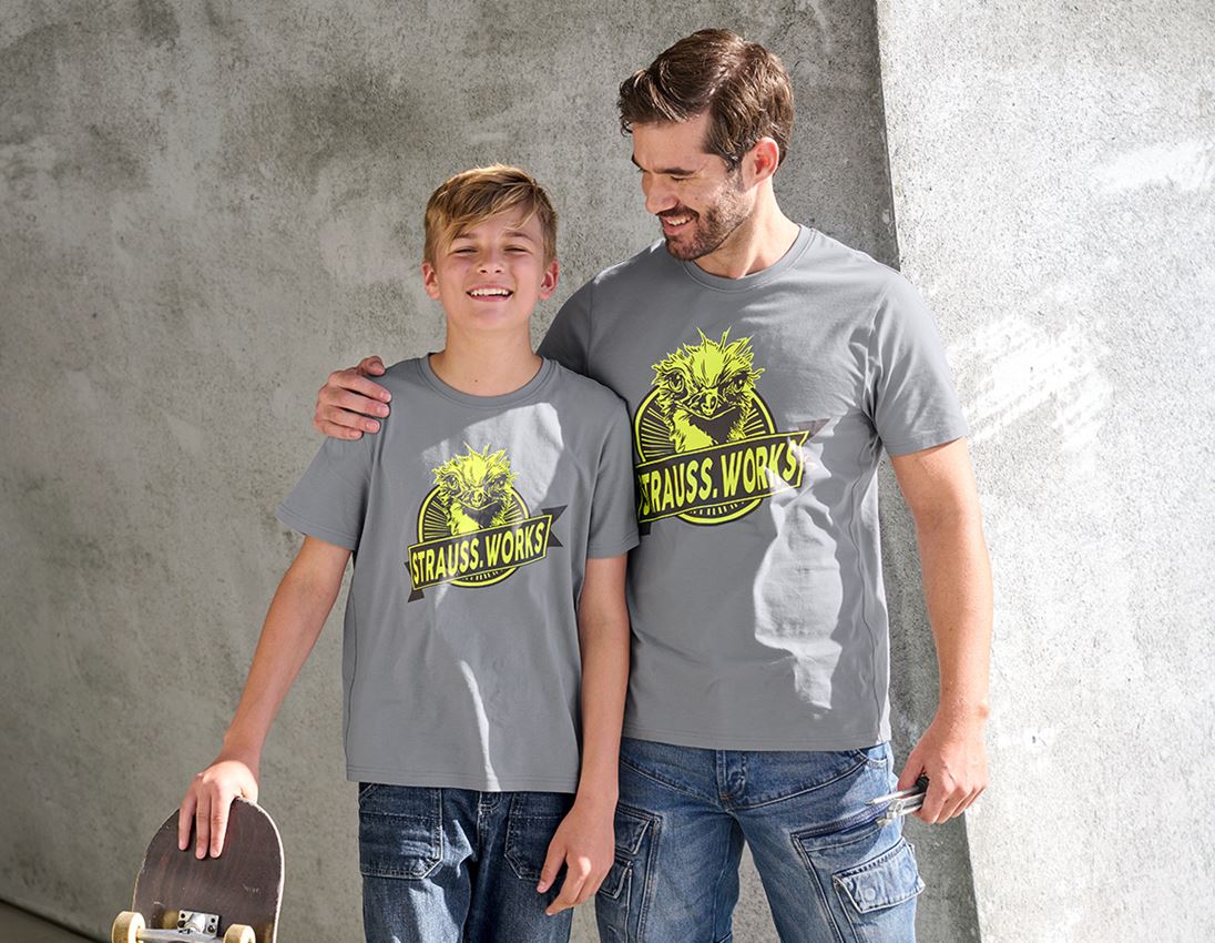 Bovenkleding: e.s. T-shirt strauss works, kinderen + platina 3