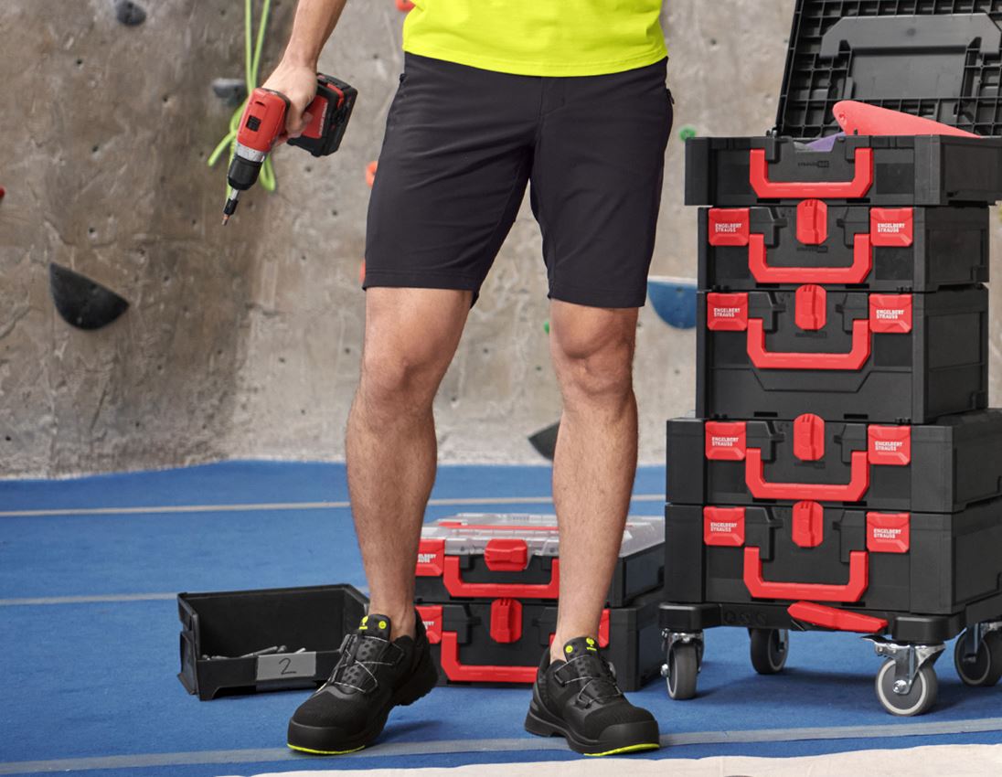 Werkbroeken: Functioneel short e.s.trail + zwart 1