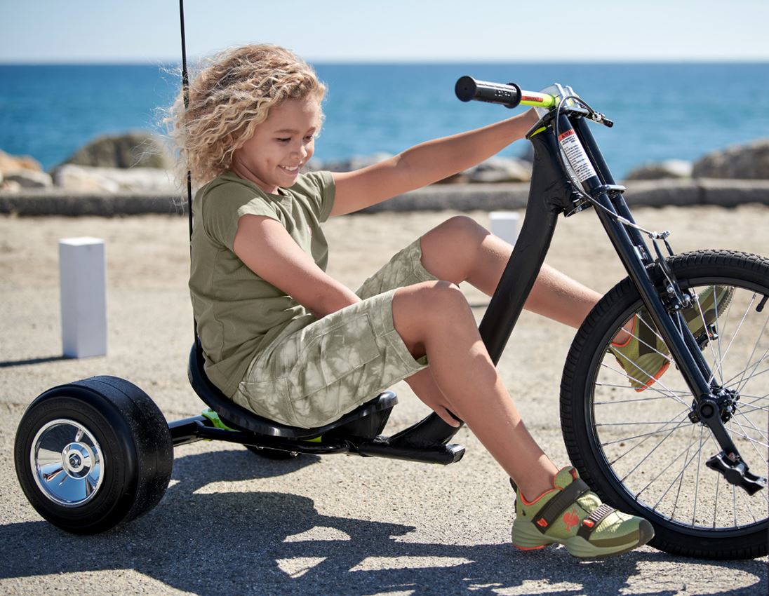 Shorts: Cargoshort e.s.motion ten zomer, kinderen + moerasgroen vintage 1