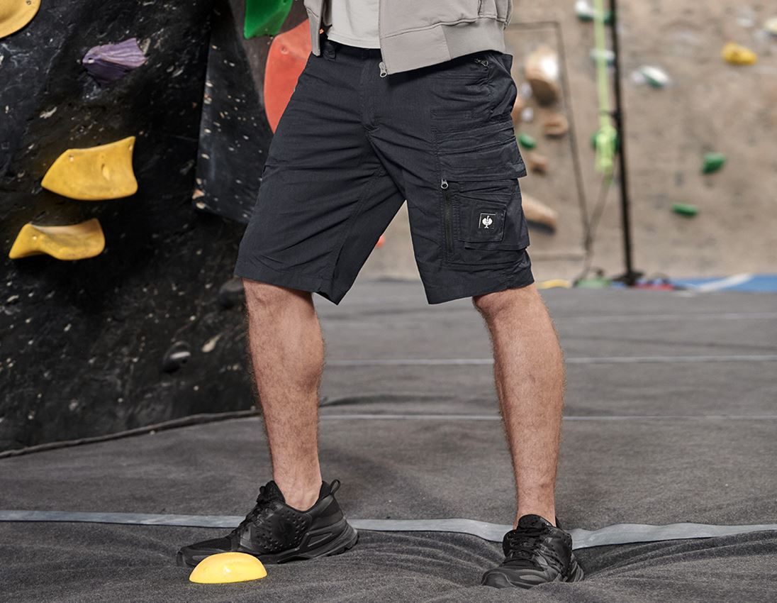Werkbroeken: Cargoshort e.s.motion ten zomer + zwart