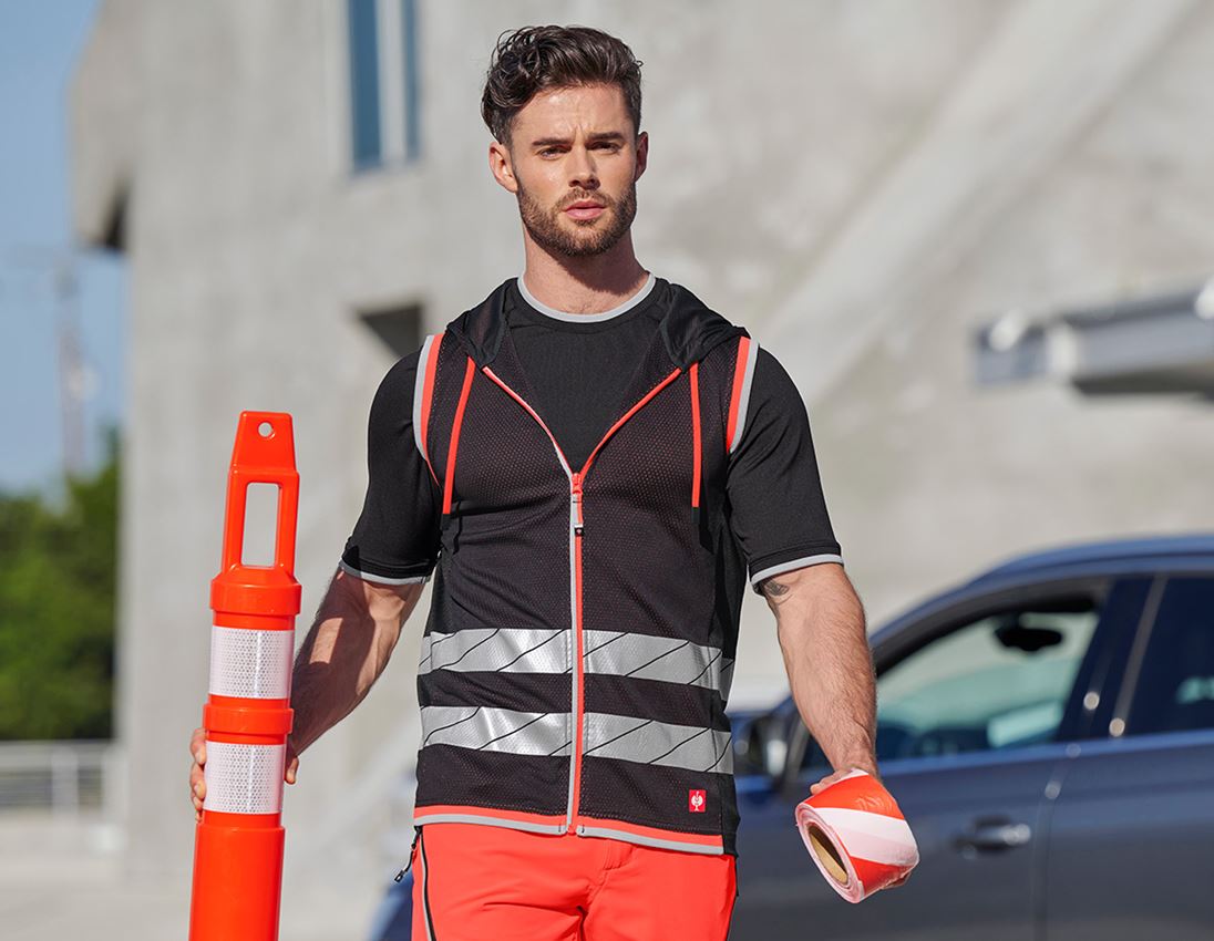 Onderwerpen: Reflex functionele bodywarmer e.s.ambition + zwart/signaalrood