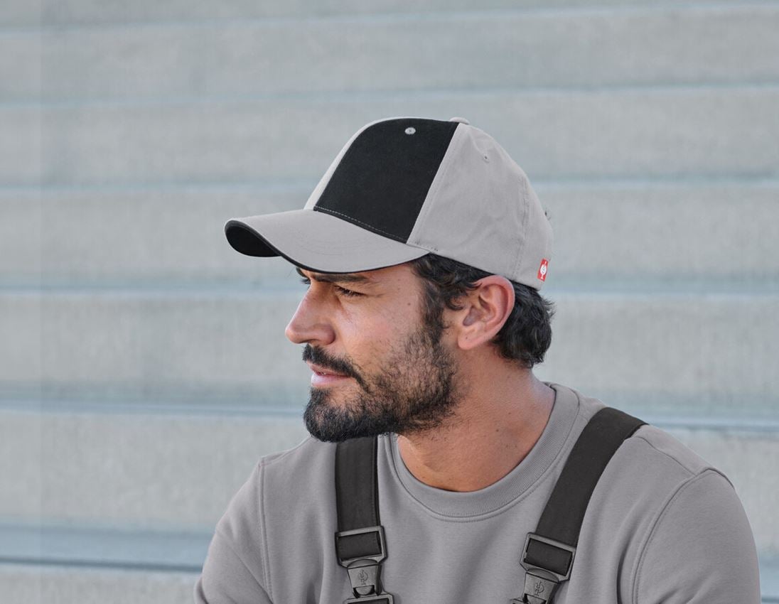 Accessoires: Cap e.s.motion 2020 + platina/zwart 1