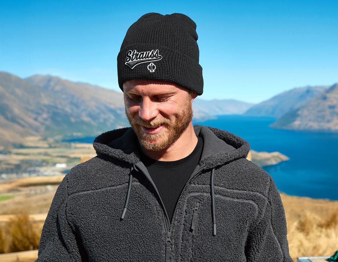 Accessoires: Gebreide muts e.s.e:pic + zwart 1