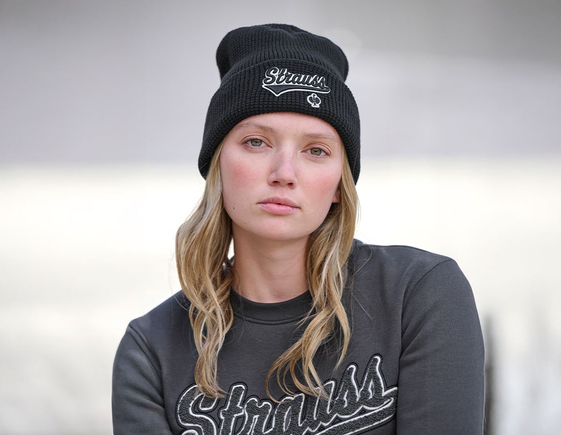 Accessoires: Gebreide muts e.s.e:pic + zwart