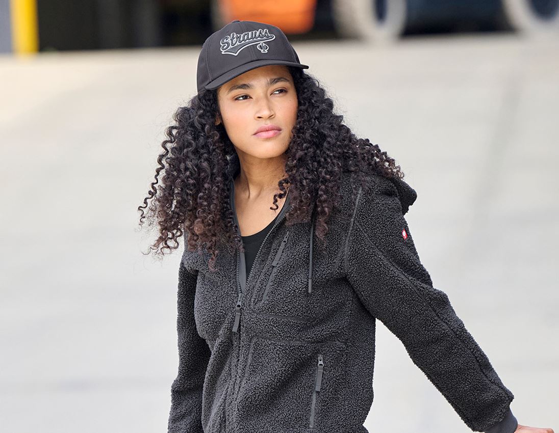 Accessoires: Cap e.s.e:pic + carbongrijs 2