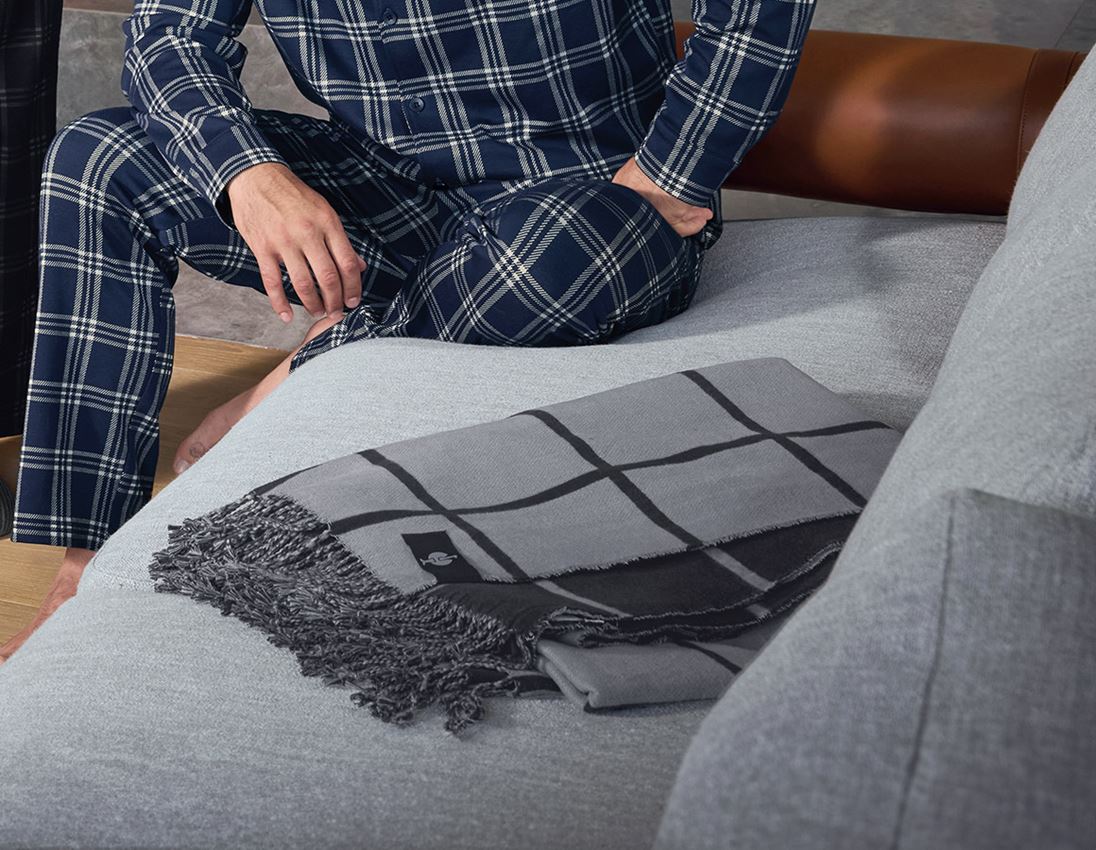 Accessoires: e.s. Geruite deken met franjes + bazaltgrijs/zwart