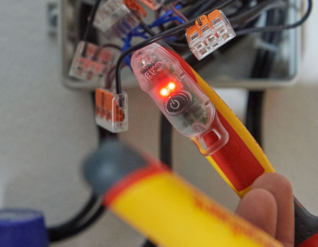 Elektronica: e.s. LED-aanrakingsvrije spanningzoeker