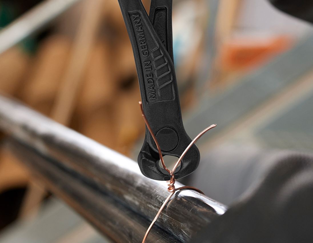 Tangen: e.s. Moniertang (rabitztang) 1